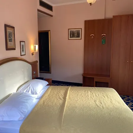 ホテル ミラノ スペランツァ オー ラック ストレーザ