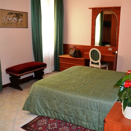 ミラノ スペランツァ オー ラック 4* ストレーザ