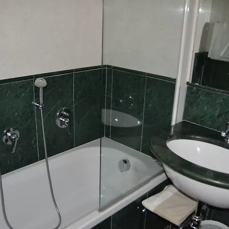 Hotel Milan Speranza Au 4*