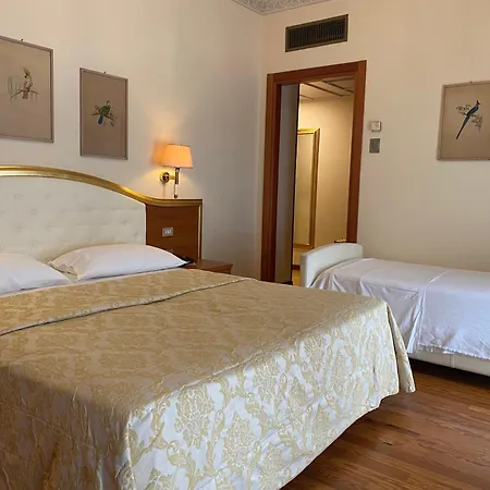 Milan Speranza Au Stresa